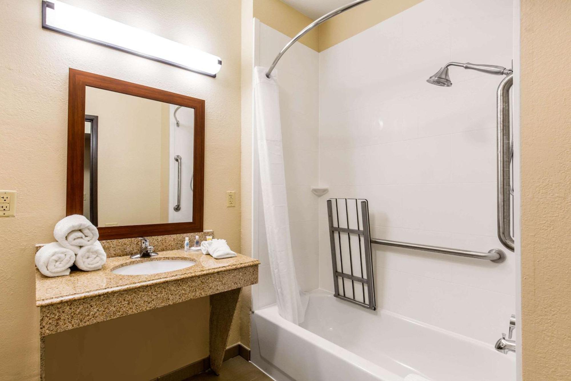Comfort Inn & Suites Iah Bush Airport - East Humble Eksteriør bilde